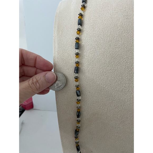 Gray and orange magnetic necklace - Picture 4 of 4